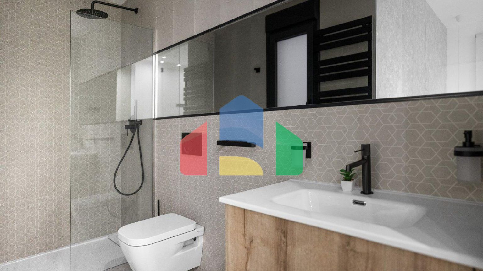 СОВРЕМЕННАЯ ВИЛЛА СО ВСЕМИ УДОБСТВАМИ