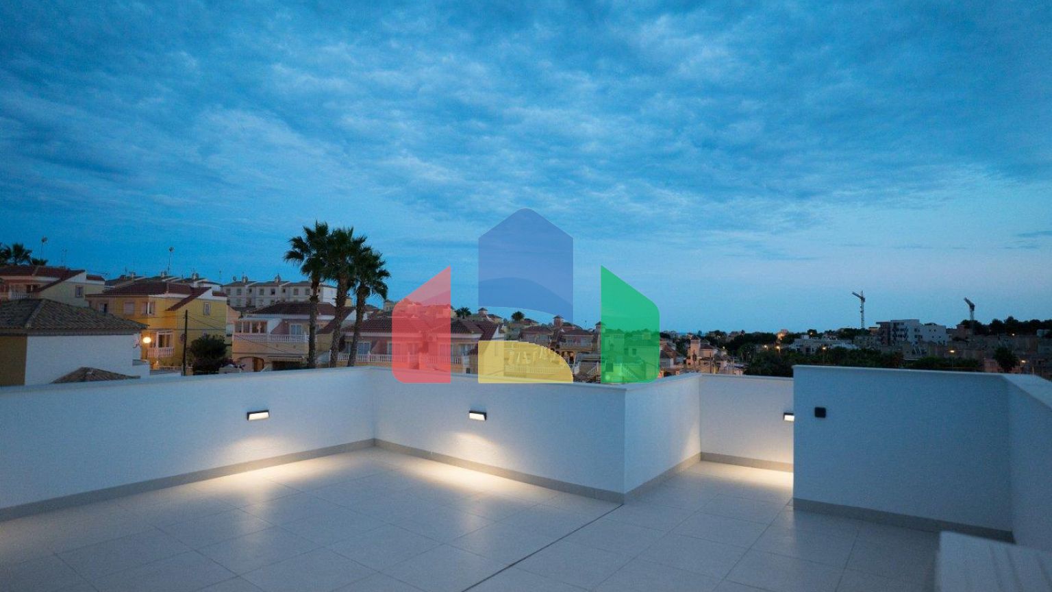 Жилой комплекс, состоящий из 6 новых отдельно стоящих вилл.