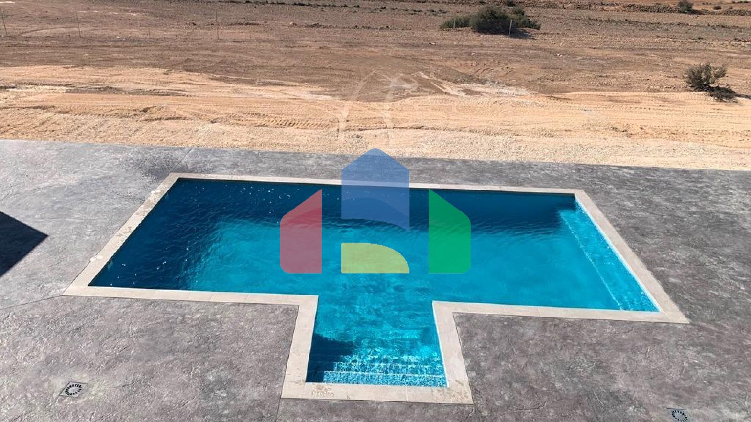 НОВЫЕ ВИЛЛЫ В ПИНОСО