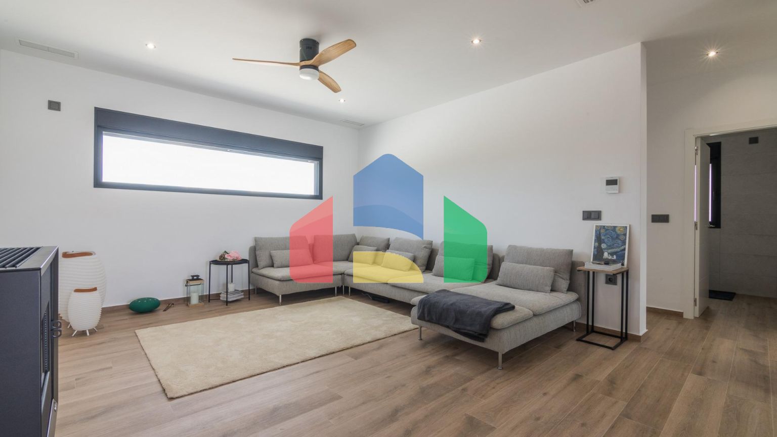 НОВЫЕ ВИЛЛЫ В ПИНОСО