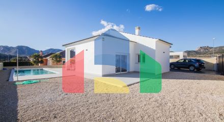 НОВЫЕ ВИЛЛЫ В ПИНОСО