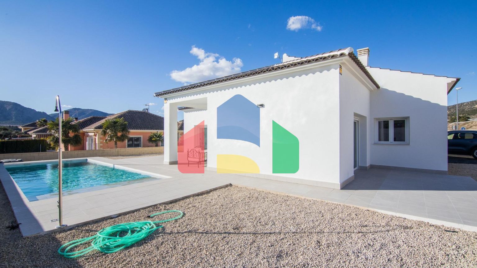 НОВЫЕ ВИЛЛЫ В ПИНОСО