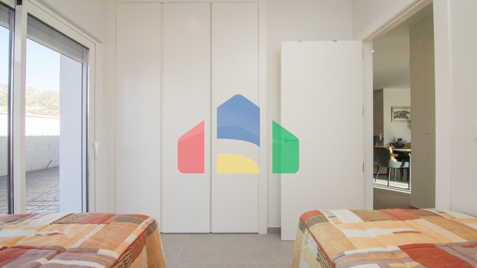 НОВЫЕ ВИЛЛЫ В ПИНОСО