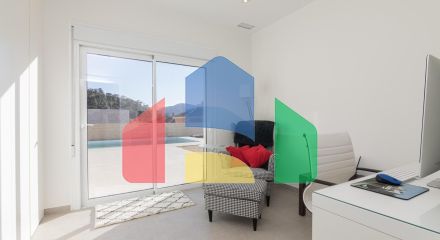 НОВЫЕ ВИЛЛЫ В ПИНОСО