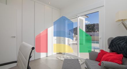 НОВЫЕ ВИЛЛЫ В ПИНОСО