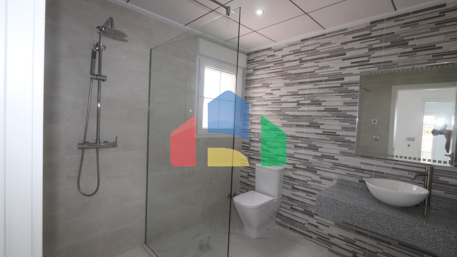 НОВЫЕ ВИЛЛЫ В ПИНОСО