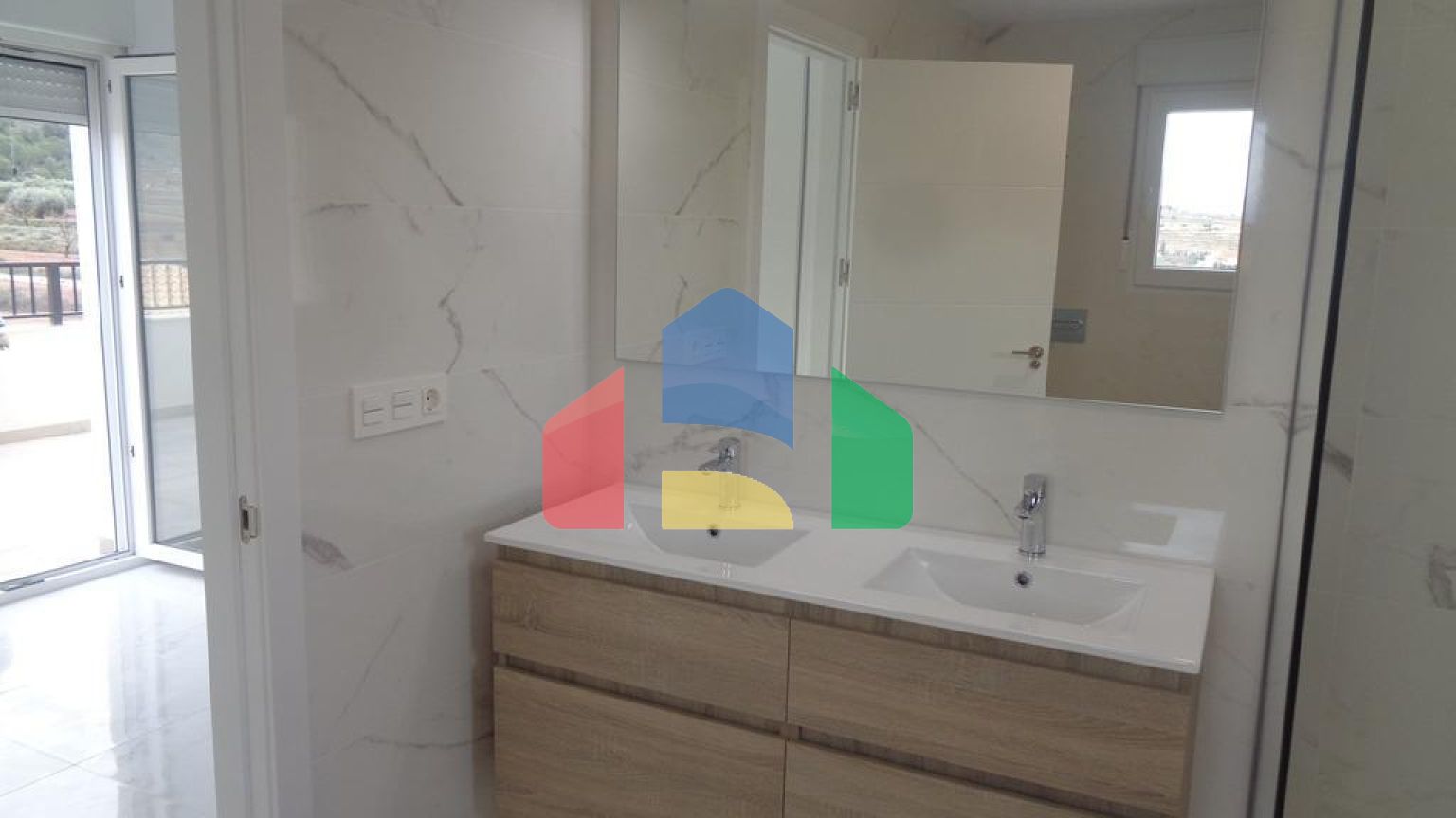 НОВЫЕ ВИЛЛЫ В ПИНОСО