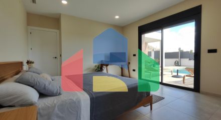 НОВЫЕ ВИЛЛЫ В ПИНОСО