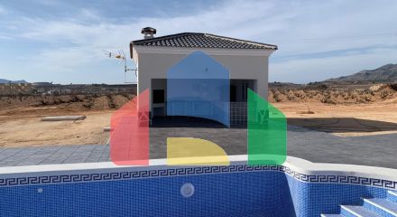 NEW BUILD VILLAS IN PINOSO