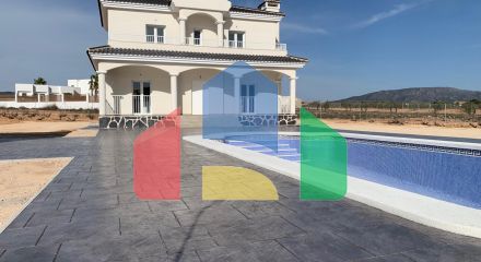 NEW BUILD VILLAS IN PINOSO
