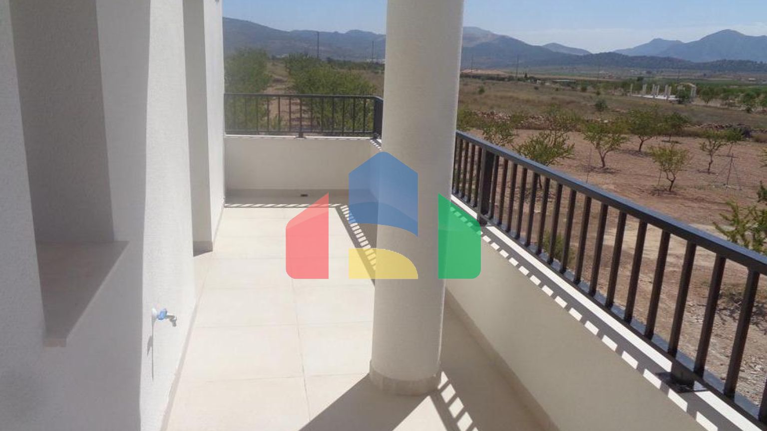 НОВЫЕ ВИЛЛЫ В ПИНОСО