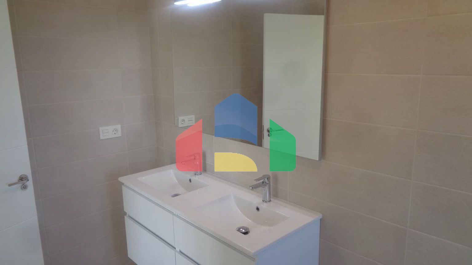 НОВЫЕ ВИЛЛЫ В ПИНОСО