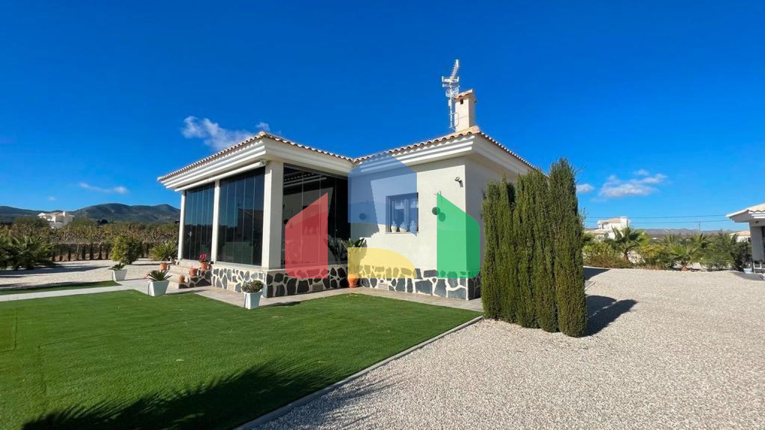 НОВЫЕ ВИЛЛЫ В ПИНОСО