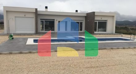 NEW BUILD VILLAS IN PINOSO