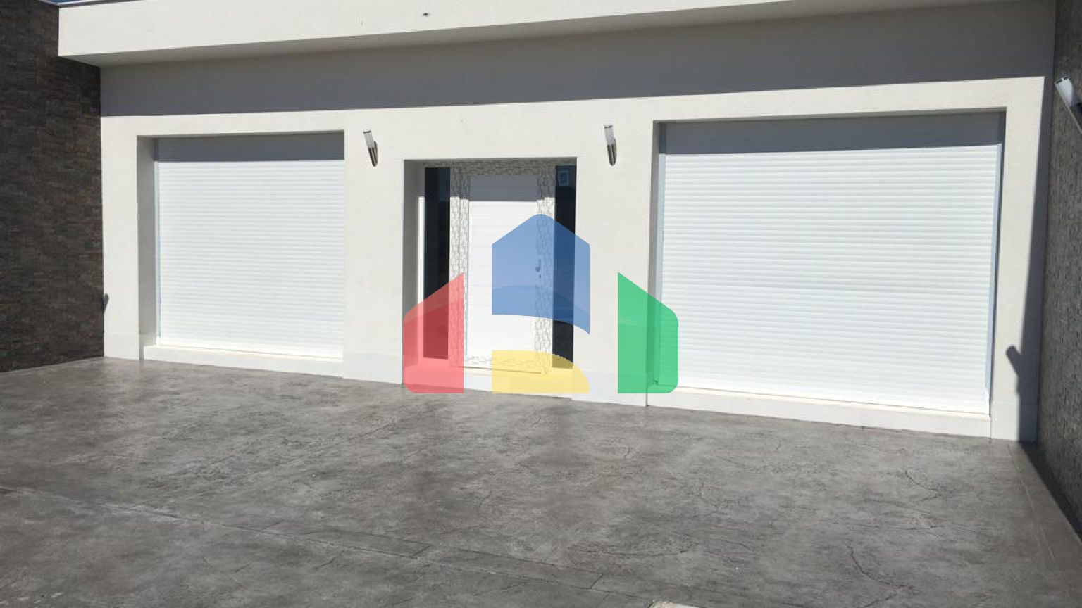 НОВЫЕ ВИЛЛЫ В ПИНОСО