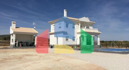 NEW BUILD VILLAS IN PINOSO
