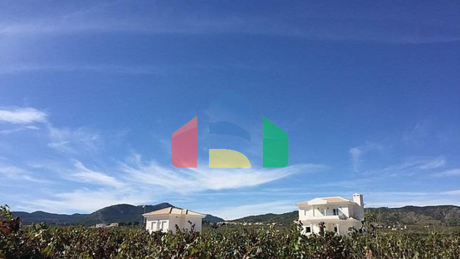 НОВЫЕ ВИЛЛЫ В ПИНОСО