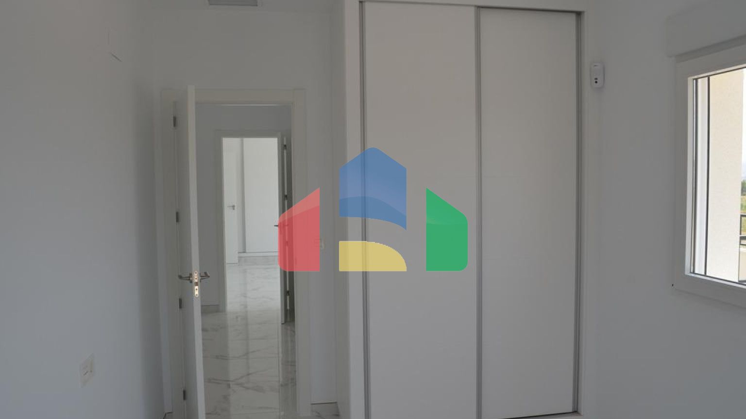 НОВЫЕ ВИЛЛЫ В ПИНОСО