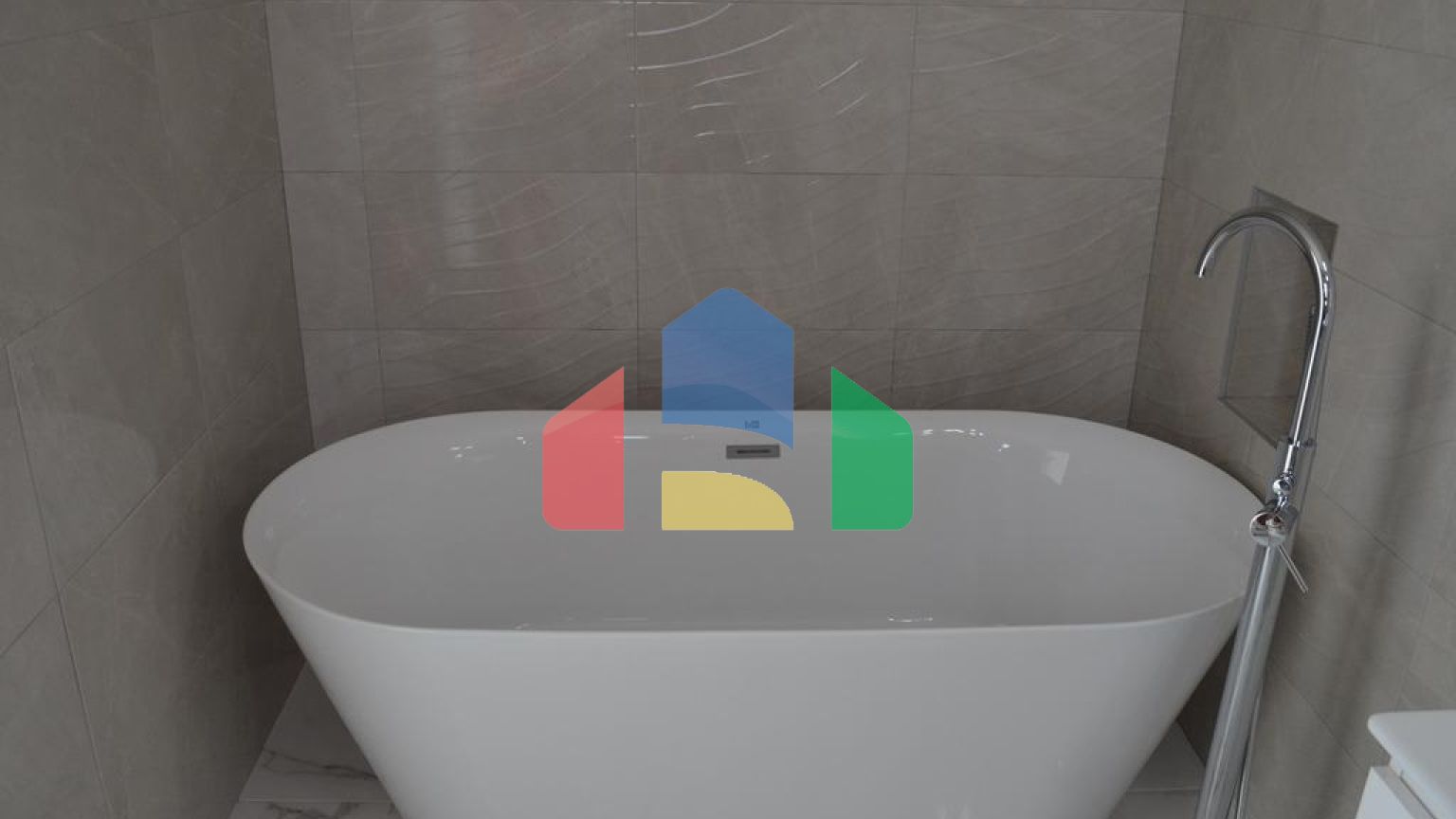 НОВЫЕ ВИЛЛЫ В ПИНОСО