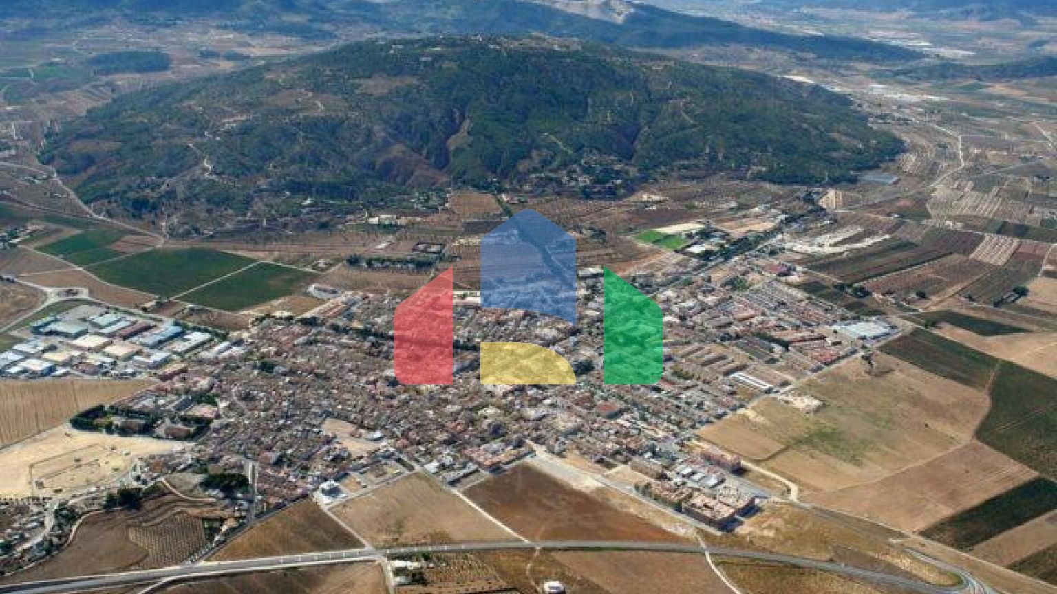 НОВЫЕ ВИЛЛЫ В ПИНОСО