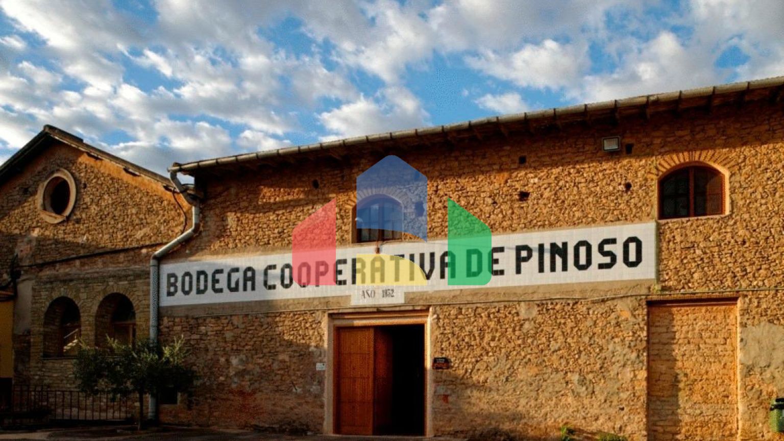 НОВЫЕ ВИЛЛЫ В ПИНОСО