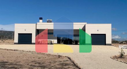 NEW BUILD VILLAS IN PINOSO