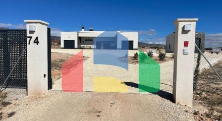 NEW BUILD VILLAS IN PINOSO