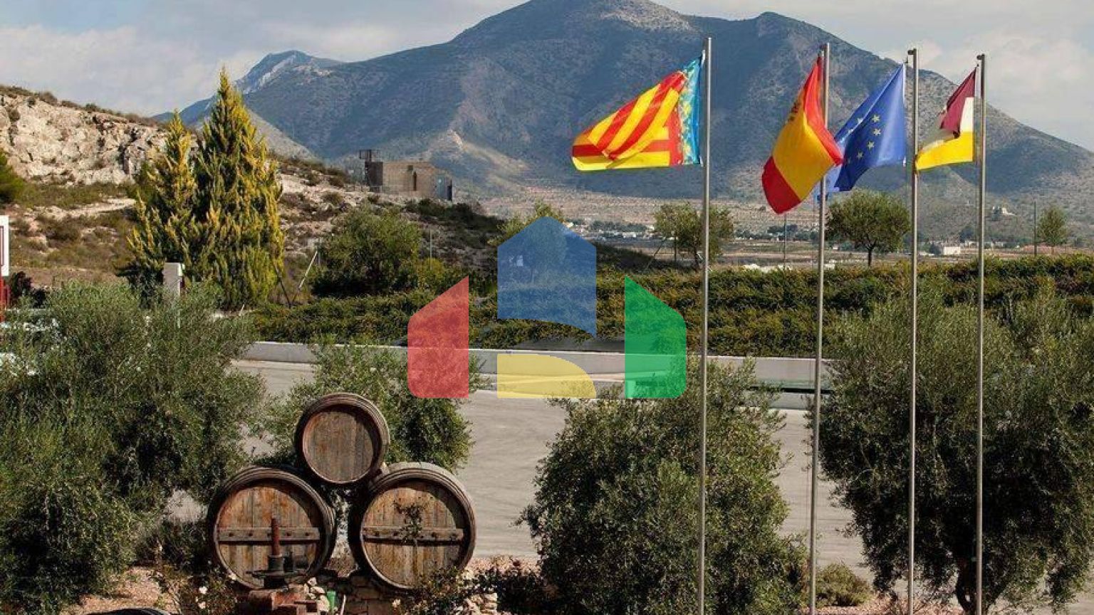 НОВЫЕ ВИЛЛЫ В ПИНОСО