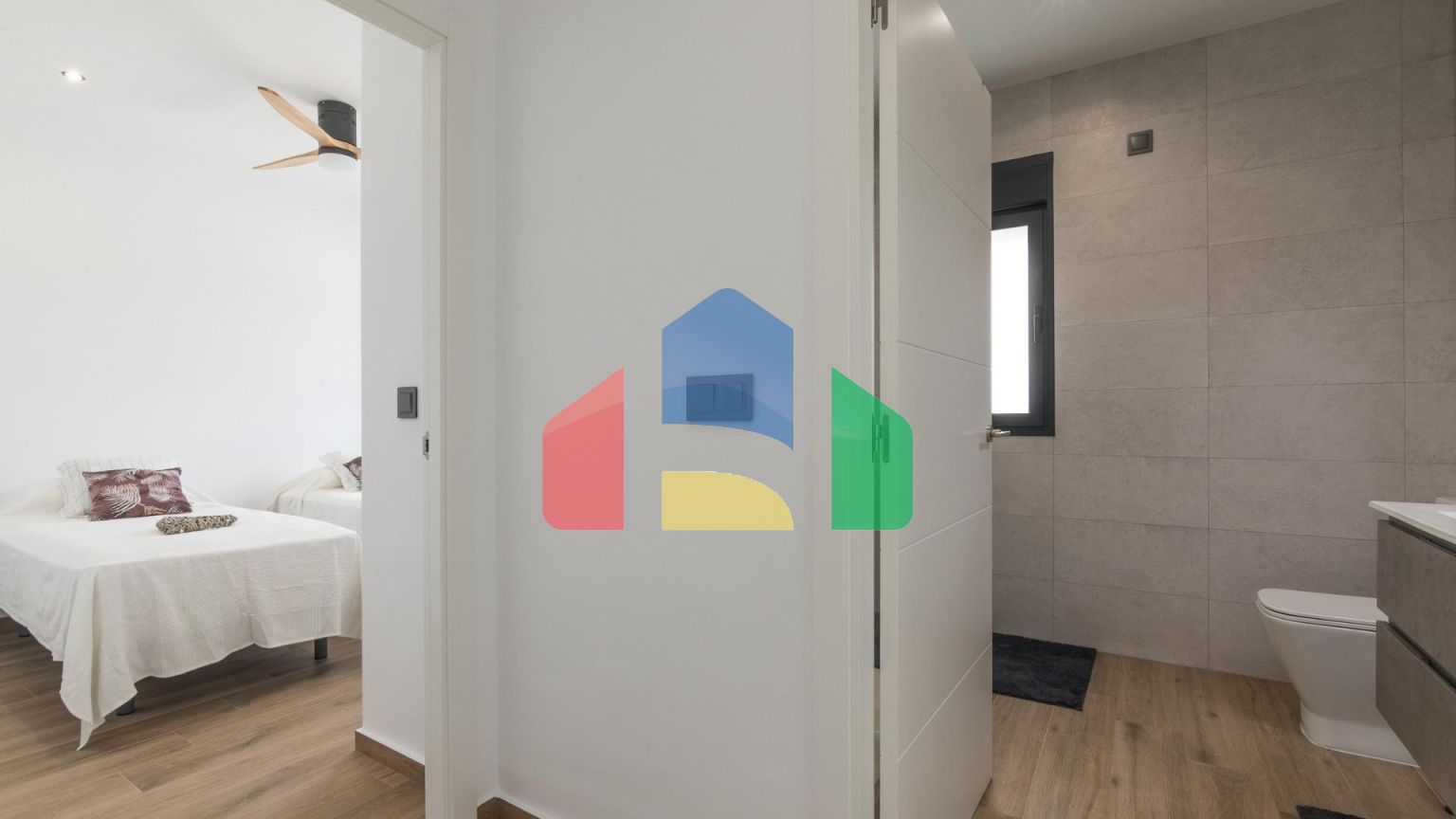 НОВЫЕ ВИЛЛЫ В ПИНОСО