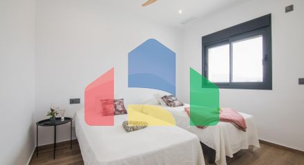 НОВЫЕ ВИЛЛЫ В ПИНОСО