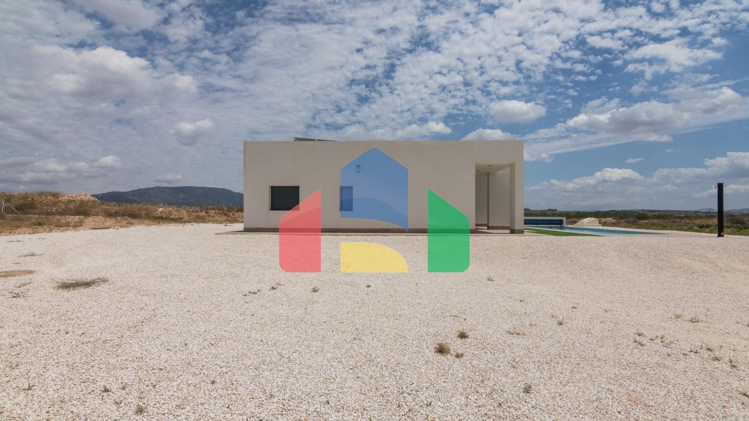 НОВЫЕ ВИЛЛЫ В ПИНОСО