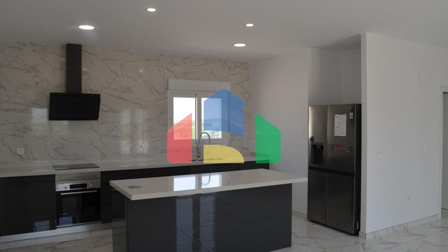 НОВЫЕ ВИЛЛЫ В ПИНОСО