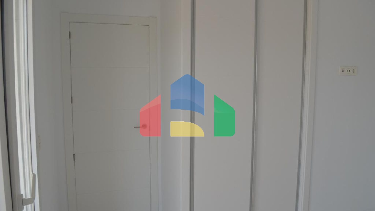 НОВЫЕ ВИЛЛЫ В ПИНОСО