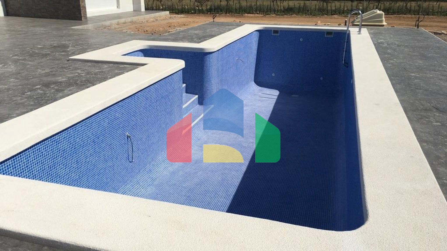 НОВЫЕ ВИЛЛЫ В ПИНОСО