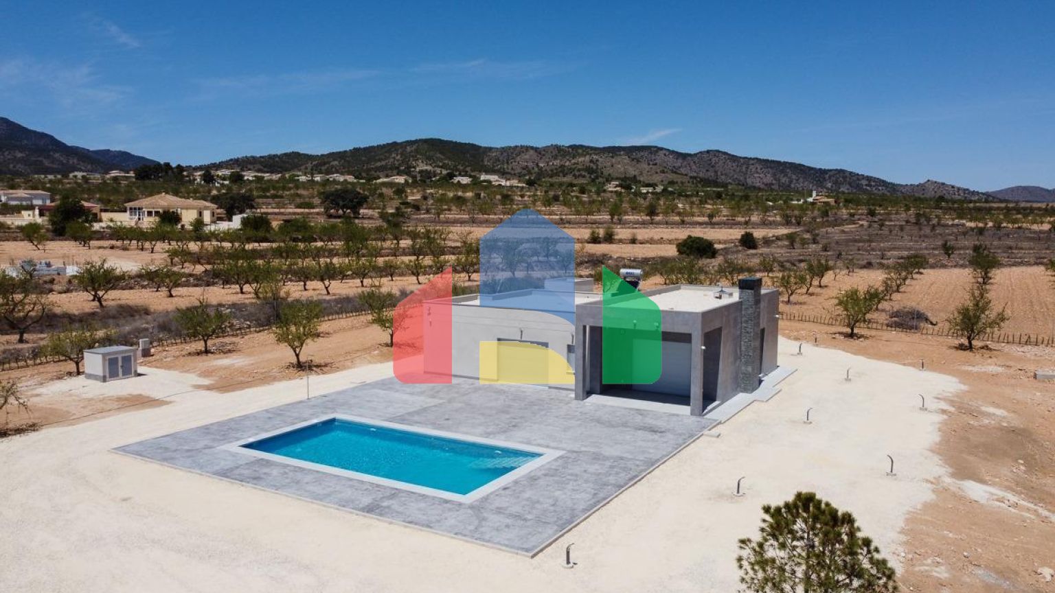 НОВЫЕ ВИЛЛЫ В ПИНОСО