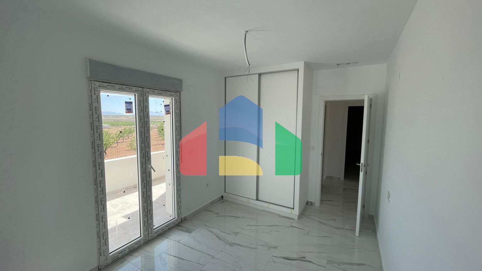 НОВЫЕ ВИЛЛЫ В ПИНОСО