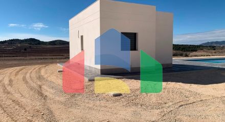 НОВЫЕ ВИЛЛЫ В ПИНОСО