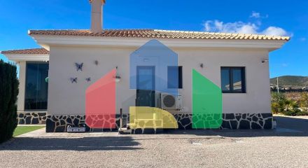 НОВЫЕ ВИЛЛЫ В ПИНОСО