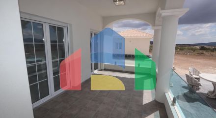 НОВЫЕ ВИЛЛЫ В ПИНОСО