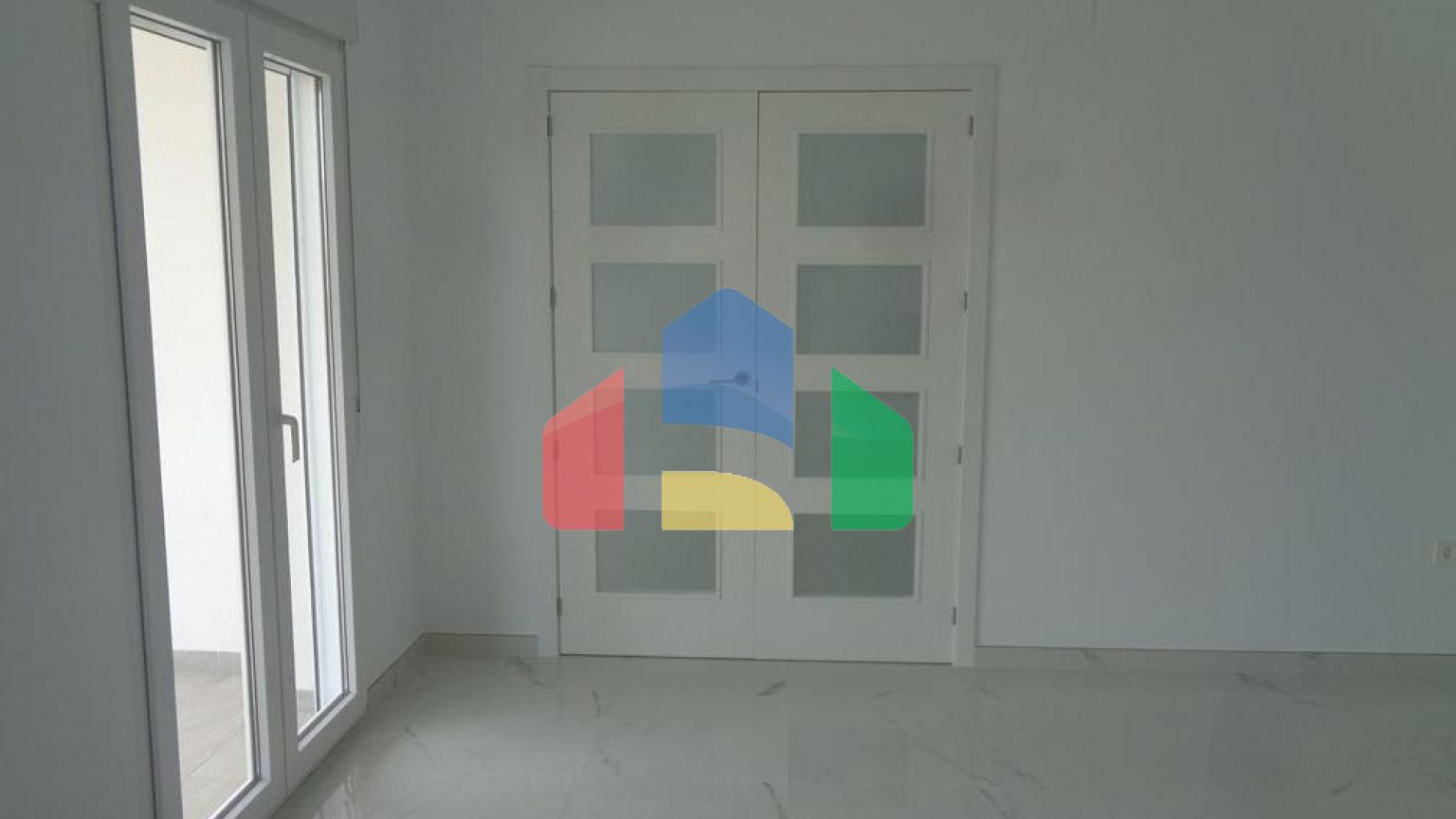 НОВЫЕ ВИЛЛЫ В ПИНОСО