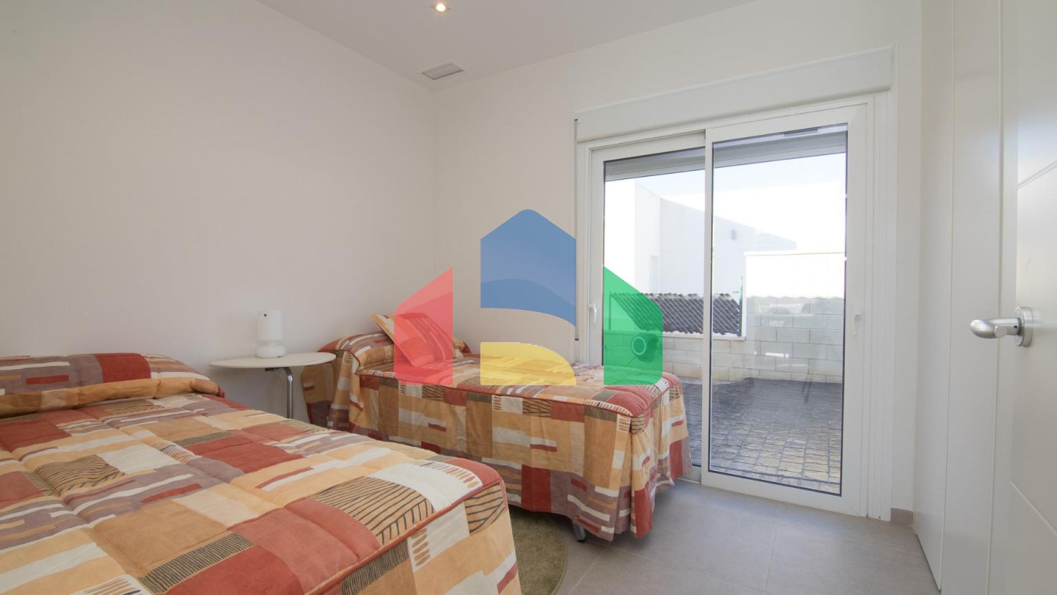 НОВЫЕ ВИЛЛЫ В ПИНОСО