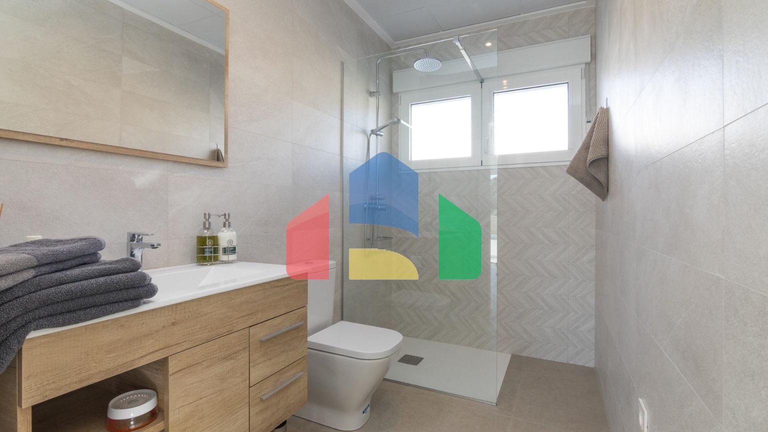 НОВЫЕ ВИЛЛЫ В ПИНОСО