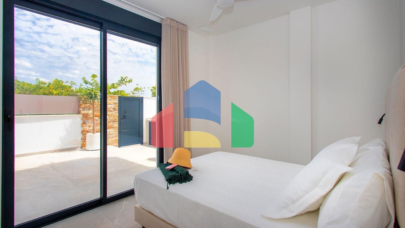 НОВЫЕ ВИЛЛЫ В СОСИНЕ