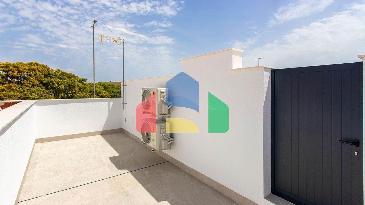 НОВЫЕ ВИЛЛЫ В СОСИНЕ