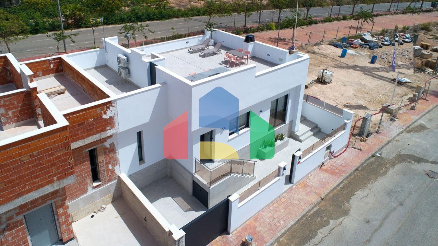 НОВЫЕ ВИЛЛЫ В СОСИНЕ