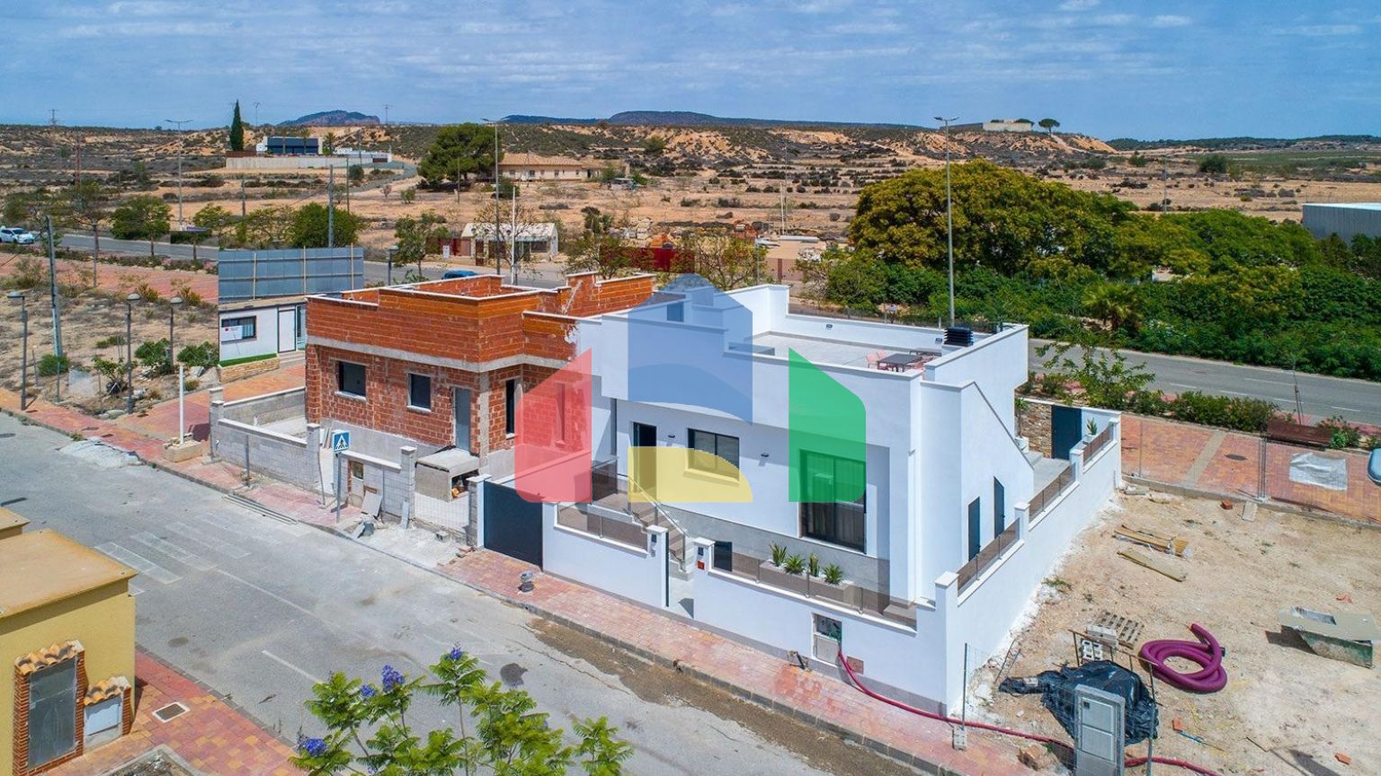 НОВЫЕ ВИЛЛЫ В СОСИНЕ