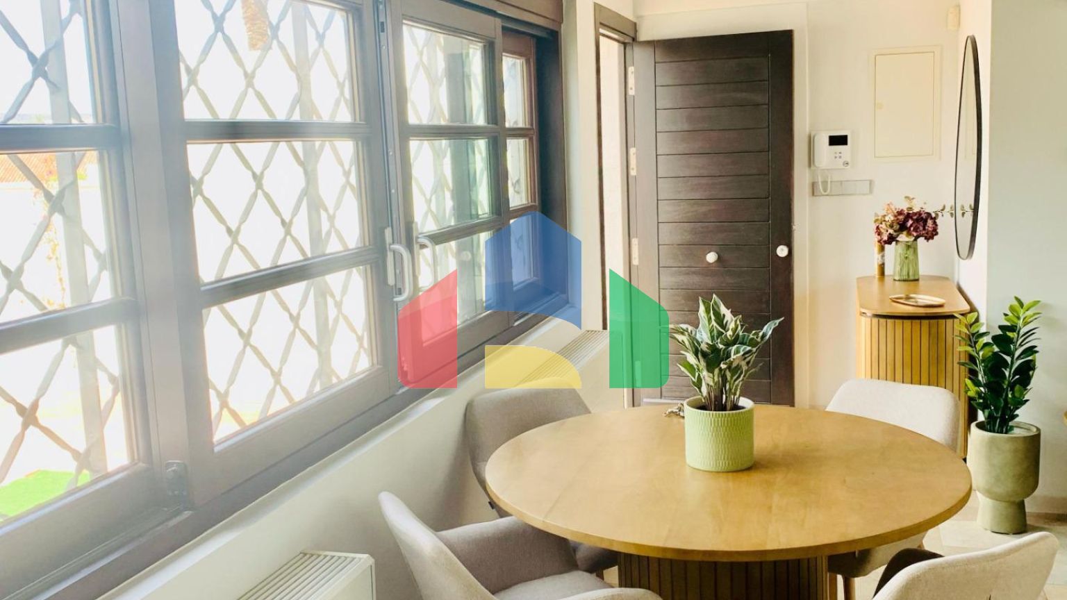 Элегантные одноуровневые таунхаусы с частным бассейном в Peraleja Golf Resort — Коста Калида