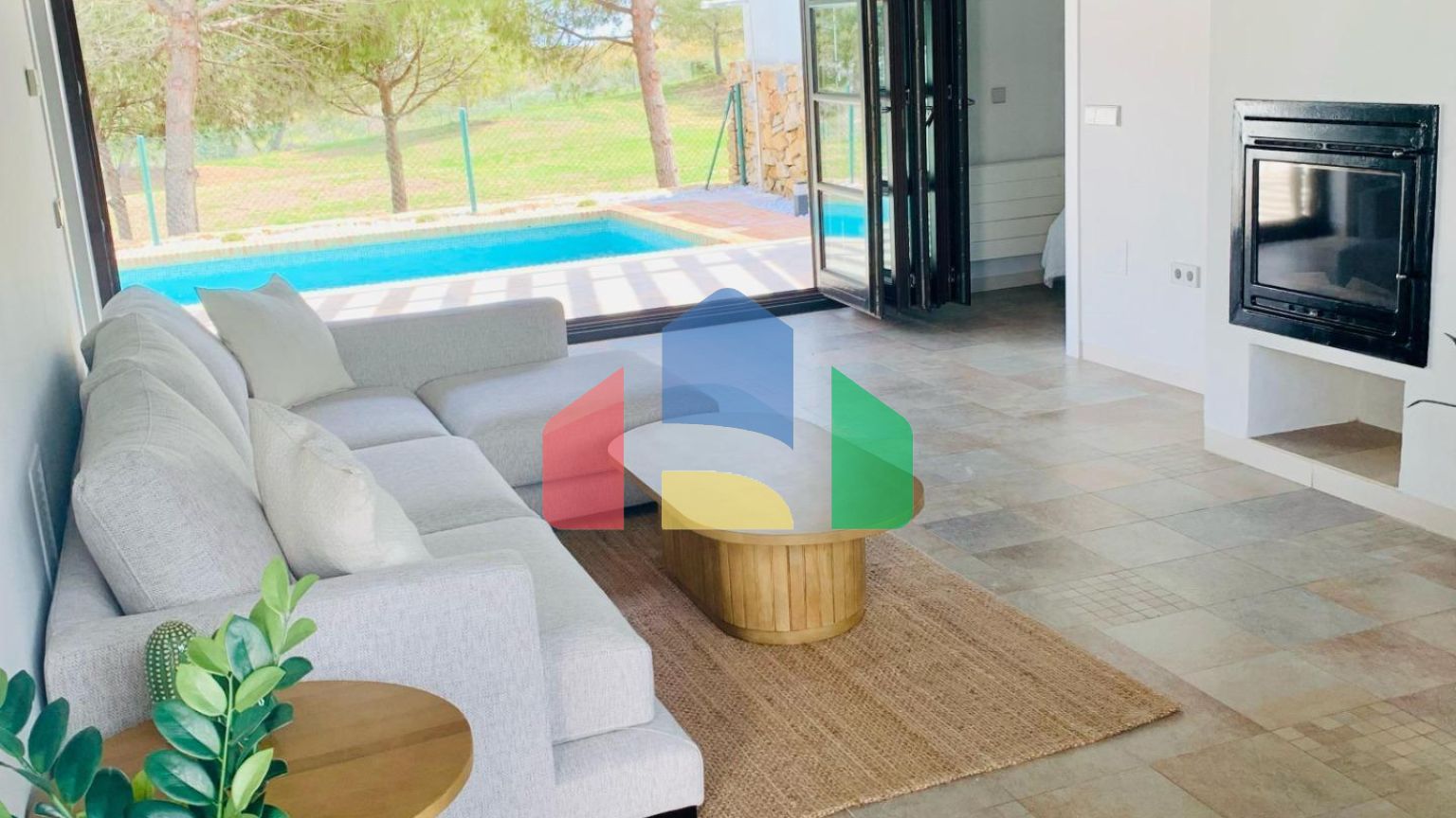 Элегантные одноуровневые таунхаусы с частным бассейном в Peraleja Golf Resort — Коста Калида