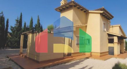 KEY READY VILLA IN FUENTE ALAMO, MURCIA