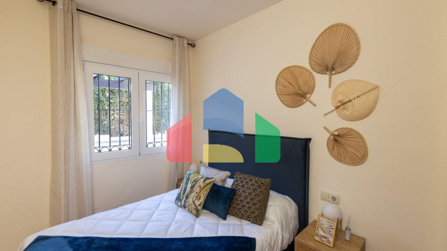 ГОТОВАЯ ВИЛЛА С КЛЮЧОМ В ФУЭНТЕ АЛАМО, МУРСИЯ